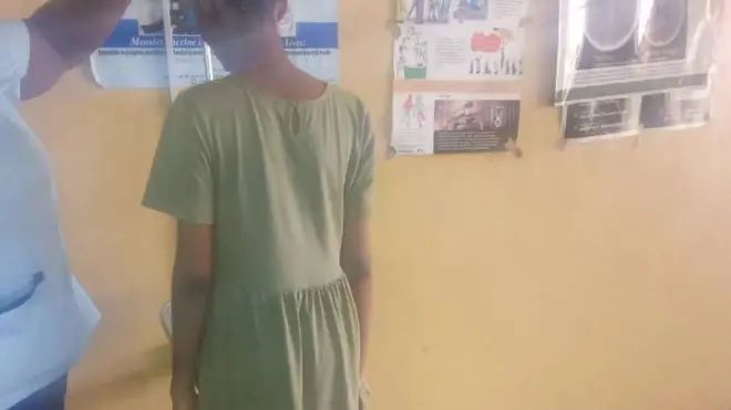 Nwata a dị afọ iri na ise