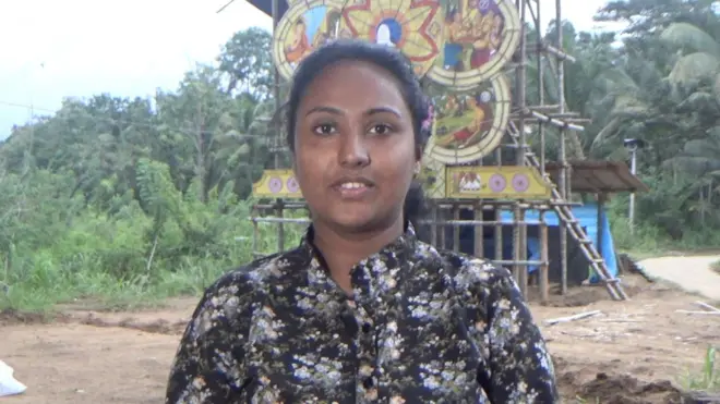 භද්‍රඝට ජාතකය විස්තර කෙරෙන, අඩි 40ක් උස එම තොරණ විදුලි බුබුළු 30,000කින් සමන්විත වේ.