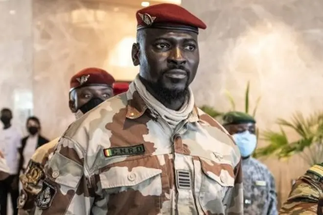 Le président de la transition, Colonel Mamadi Doumbouya.