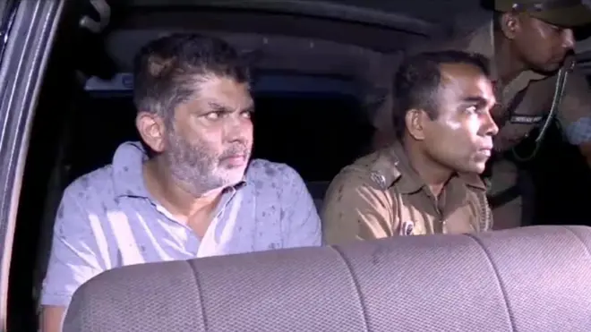 ලොහාන් රත්වත්තේ යන නම කියූ සැනින් බොහෝ දෙනෙකුට මතකයට නැගෙන්නේ දේශපාලනඥයෙකු ලෙස ඔහු කළ කාර්යයන්ටත් වඩා ඔහු සහ පවුල පිළිබඳ ඇති ආන්දෝලනාත්මක සිදුවීම් ය. ලොහාන් රත්වත්තේ යනු හිටපු ආරක්ෂ රාජ්‍ය අමාත්‍යවරයෙකු වූ අනුරුද්ධ රත්වත්තේ ගේ පුත්‍රයා ය.