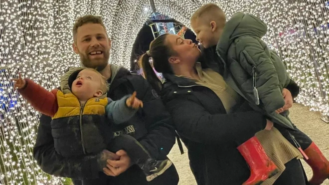 باپ جس نے بیٹے کی جان بچانے میں اپنی جان گنوائی