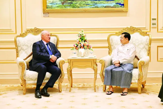 ဘယ်လာရုစ်သမ္မတနဲ့ နေပြည်တော်သမ္မတ ဦးမင်းအောင်လှိုင်