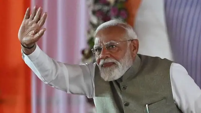 பிரதமர் நரேந்திர மோதி 