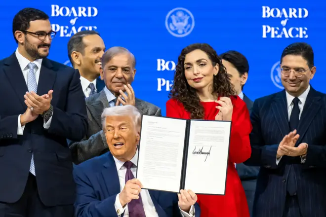 donald tramp, odbor za mir, trampov odbor za mir, vjosa osmani i tramp, predsednica kosova vjosa osmani potpisala pristupanje odboru za mir, osnivačka povelja odbora za mir