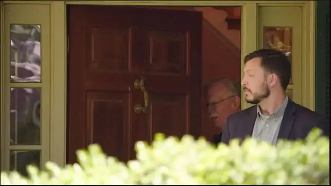 Bolton oo hortaagan xafiiska