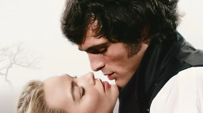 Постер до стрічки "Буремний перевал"