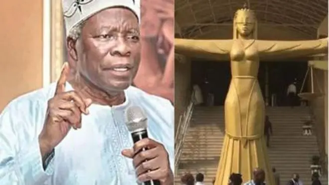 Alagba Banji Akintoye ati ami ile ẹjọ