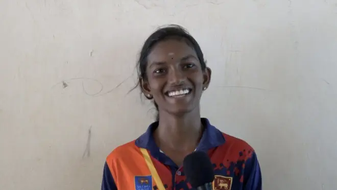 සජින්දිනි පේසාලේ, ෆැටීමා ජාතික පාසලේ අධ්යාපනය ලබන්නීය.