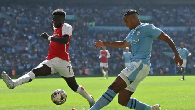 Bukayo Saka and Manuel Akanji