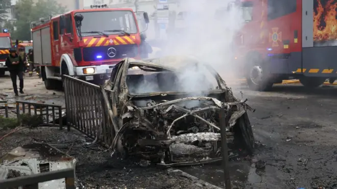 Згорілий автомобіль