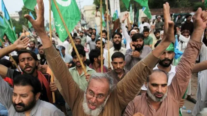 تظاهرات پاکستان علیه حمله هند