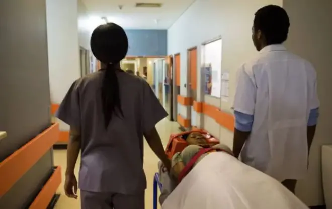 Qof bukaan ah oo ay kalkaaliyeyaal wadaan