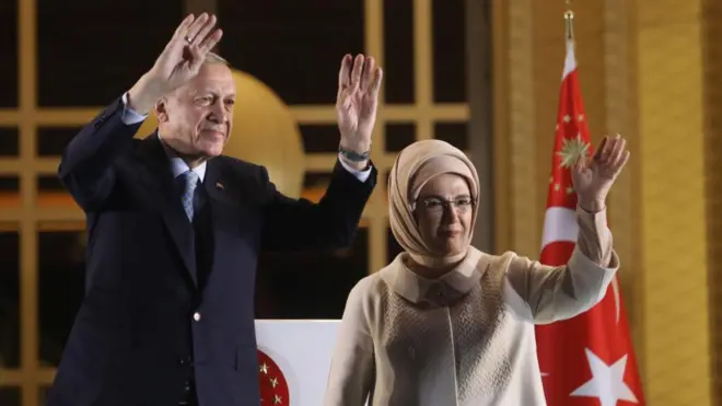Aamina Erdogan iyo Madaxweyne Erdogan 