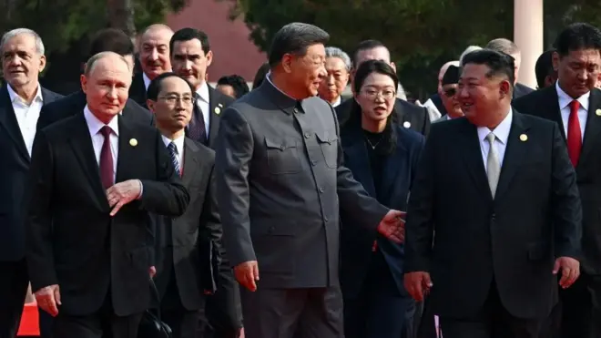 중국 전승 80주년 행사에 참석한 북중러 정상의 모습 