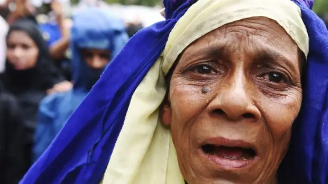 বাংলাদেশের কক্সবাজারে কুতুপালং শিবিরে একজন রোহিঙ্গা শরণার্থী মহিলা