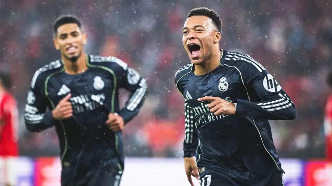 Real Madrid celebrate a goal