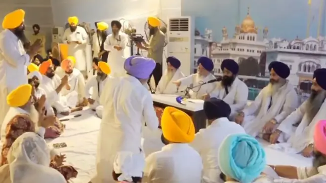 ਅਕਾਲ ਤਖ਼ਤ ਸਾਹਿਬ ਦੇ ਕਾਰਜਕਾਰੀ ਜਥੇਦਾਰ ਗਿਆਨੀ ਕੁਲਦੀਪ ਸਿੰਘ ਗੜਗੱਜ