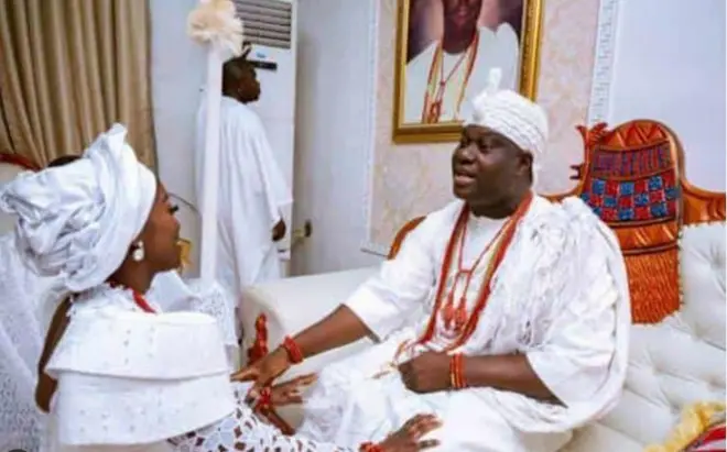 Olori Asyley ati Ooni Ogunwusi