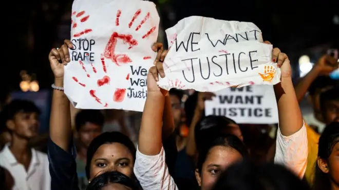 Students holding placards and shouting slogans protest on 18 August against the rape and murder of a female doctor inside a hospital in Kolkata