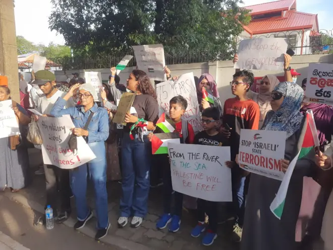 ''පලස්තීන ජනතාවට එරෙහිව කරන මේ කුරිරු ක්‍රියාව අපි හෙළා දකිනවා. ගාසා තිරයෙන් මේ හමුදා ඉවත් විය යුතුයි''