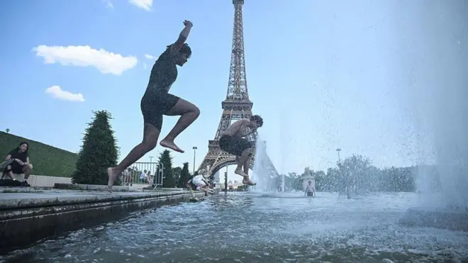 París