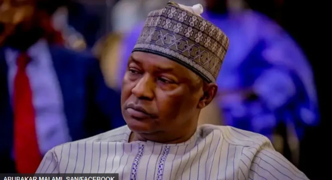 Abubakar Malami ń wo ẹ̀gbẹ́