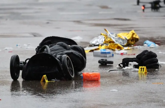 инцидент, минхен, инцидент у минхену, аутомобилом улетео у људе у минхену