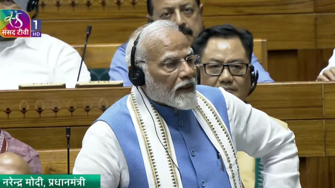 नरेंद्र मोदी