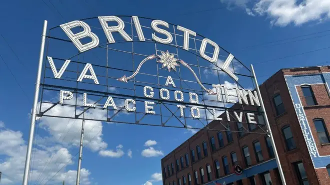 Cartel de bienvenido a Bristol