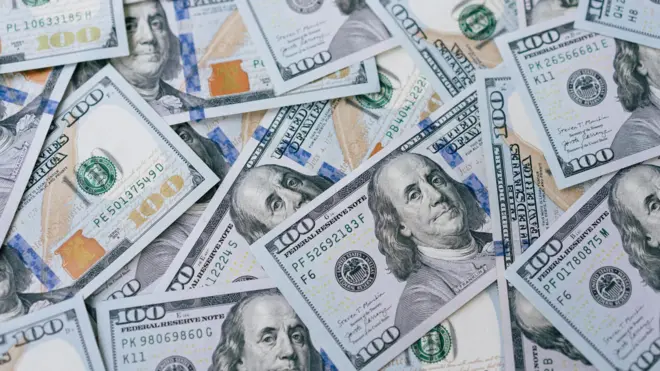 Imagem ilustrativa de notas de dólar