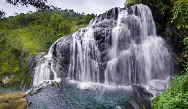 බේකර්ස් ඇල්ල