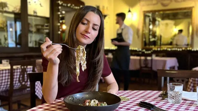 BBC reporter Sofia Bettiza tries cricket tagliatelle 