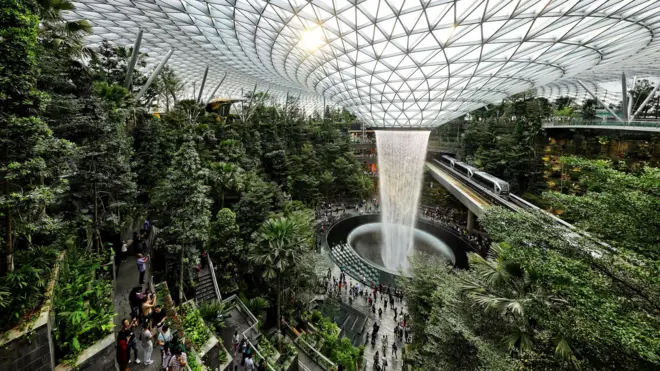 อะไรทำให้สนามบินชางงี กลายเป็นสนามบินดีที่สุดในโลก