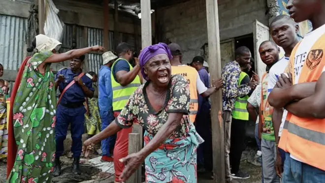 Abacuruzi barakajwe n'ibikorwa byo kwitegura Papa Francis birimo kubahutaza