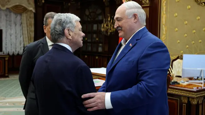 Джон Коул и Александр Лукашенко