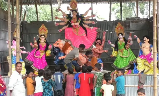 बांग्लादेश में हिंदुओं के लिए इस बार दुर्गा पूजा सामान्य नहीं है