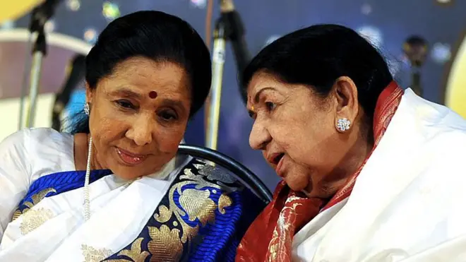 आशा भोसले आणि लता मंगेशकर