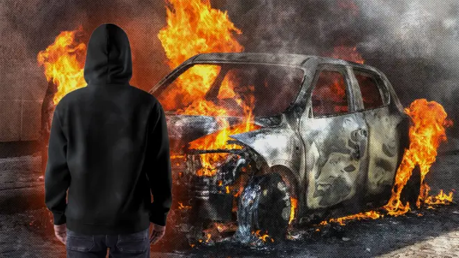 Горить авто