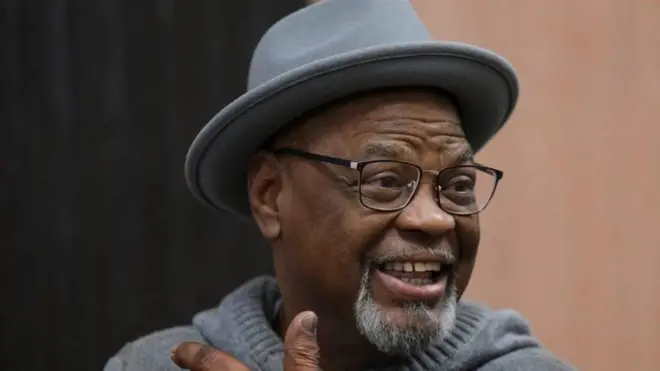 Glynn Simmons a été déclaré non coupable après avoir passé plus de quatre décennies en prison.