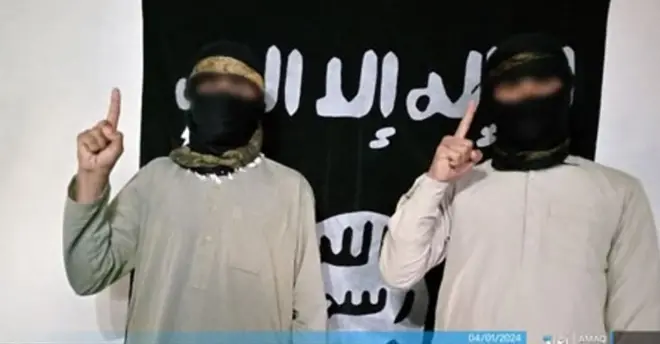 करमान में हमला करने वाले लड़ाकों की आईएस की ओर से जारी फोटो