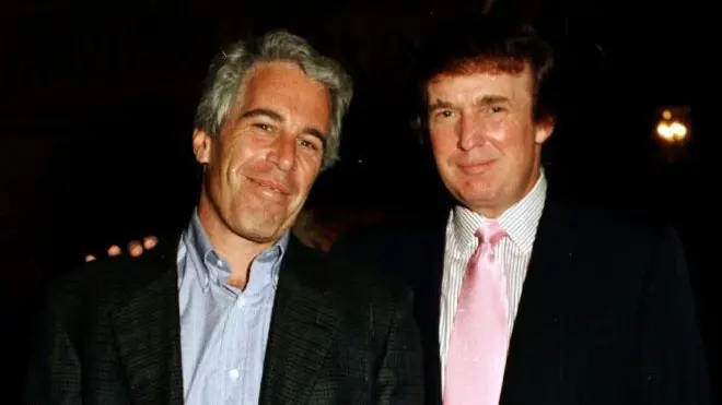 Cómo el caso Epstein está dividiendo a los simpatizantes de Trump que creen en teorías conspirativas - BBC News Mundo