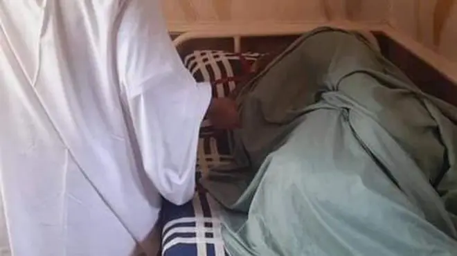 Di woman dey hospital dey receive treatment