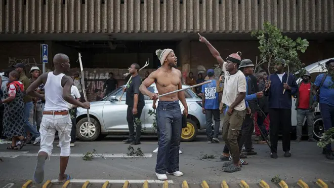 Mormitoota Afrikaa Kibbaa Ebla 29 baqattoota ragaa jireenyaa hin qabne mormuun Johaanisbargitti taasisan
