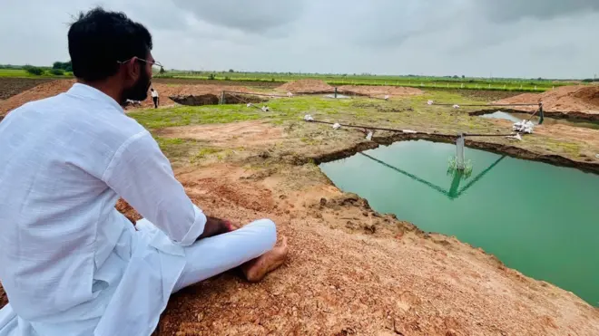 ખેડૂતો, આંદોલન, મોરબી, જેતપર, વીજ થાંભલા, ટ્રાંસમિશન લાઇનનો વિરોધ બીબીસી ગુજરાતી, ગુજરાત સમાચાર, ન્યૂઝ અપડેટ