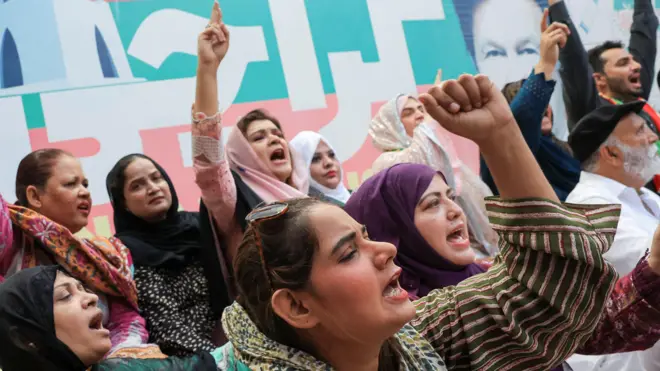 عمران خان، عدالت