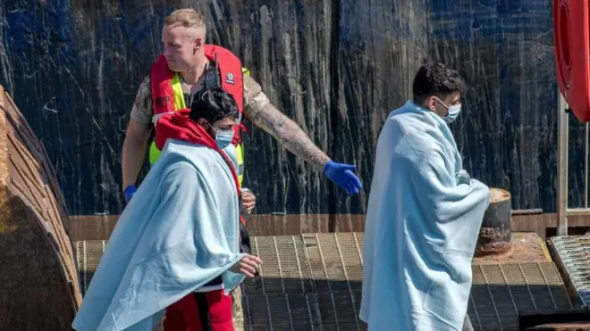 Uwujejwe urubibe yereka impunzi iyo zerekeza