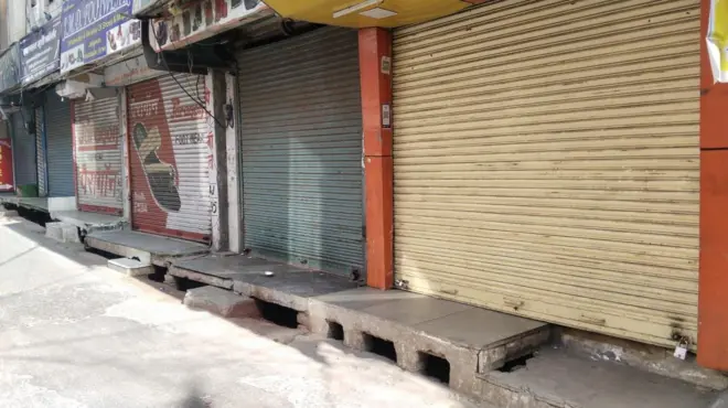 अजमेर में पांच छात्राओं से कथित ब्लैकमेल और रेप की घटना के ख़िलाफ़ हिंदूवादी संगठनों ने बंद रखा 