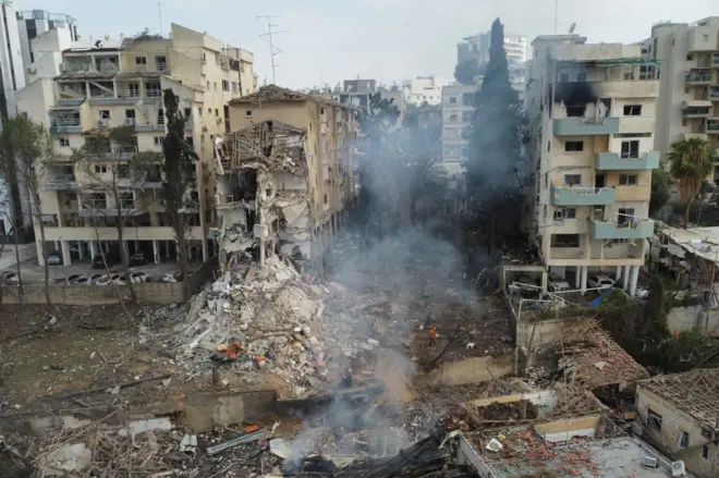 Posledice iranskog gađanja centralnog Izraela