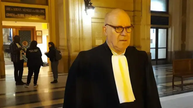 Me Jean Flamme aburanira Basabose inyuma y'urubanza kuwa kane