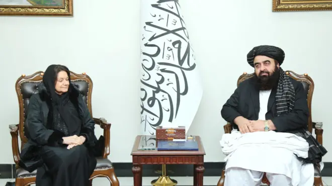 امیر خان متقی و رزمار دیکارلو